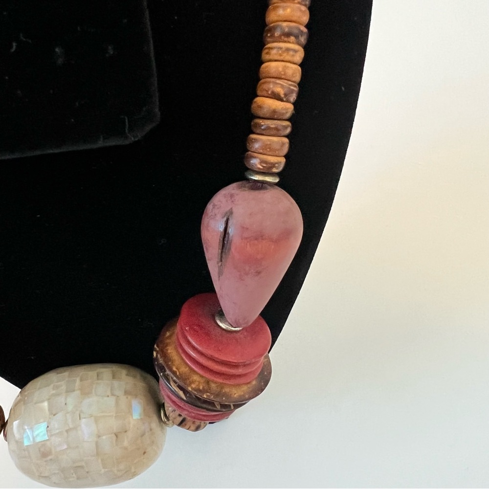 Vintage Wood Beaded Necklace w/ Mother of Pearl Mosaic - Picture 5 of 7